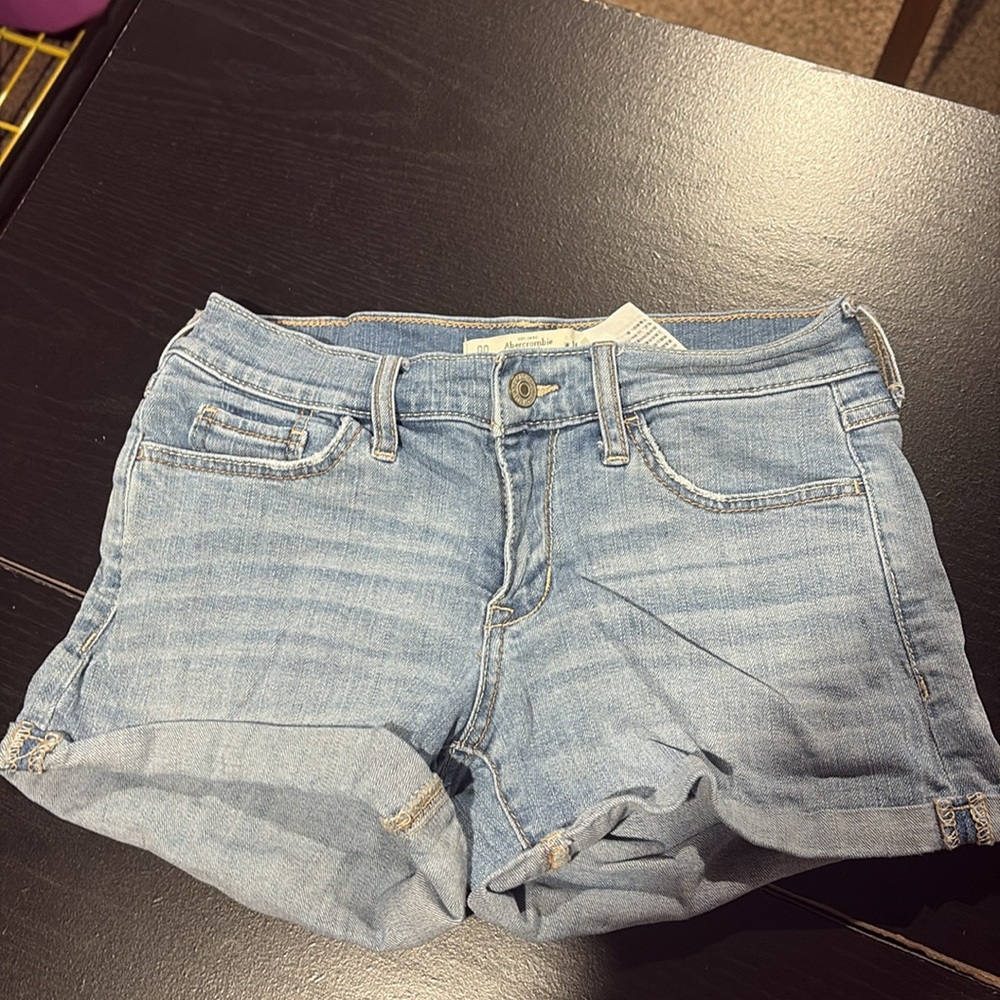 Abercrombie & Fitch jean shorts size 24 - Picture 9 of 9